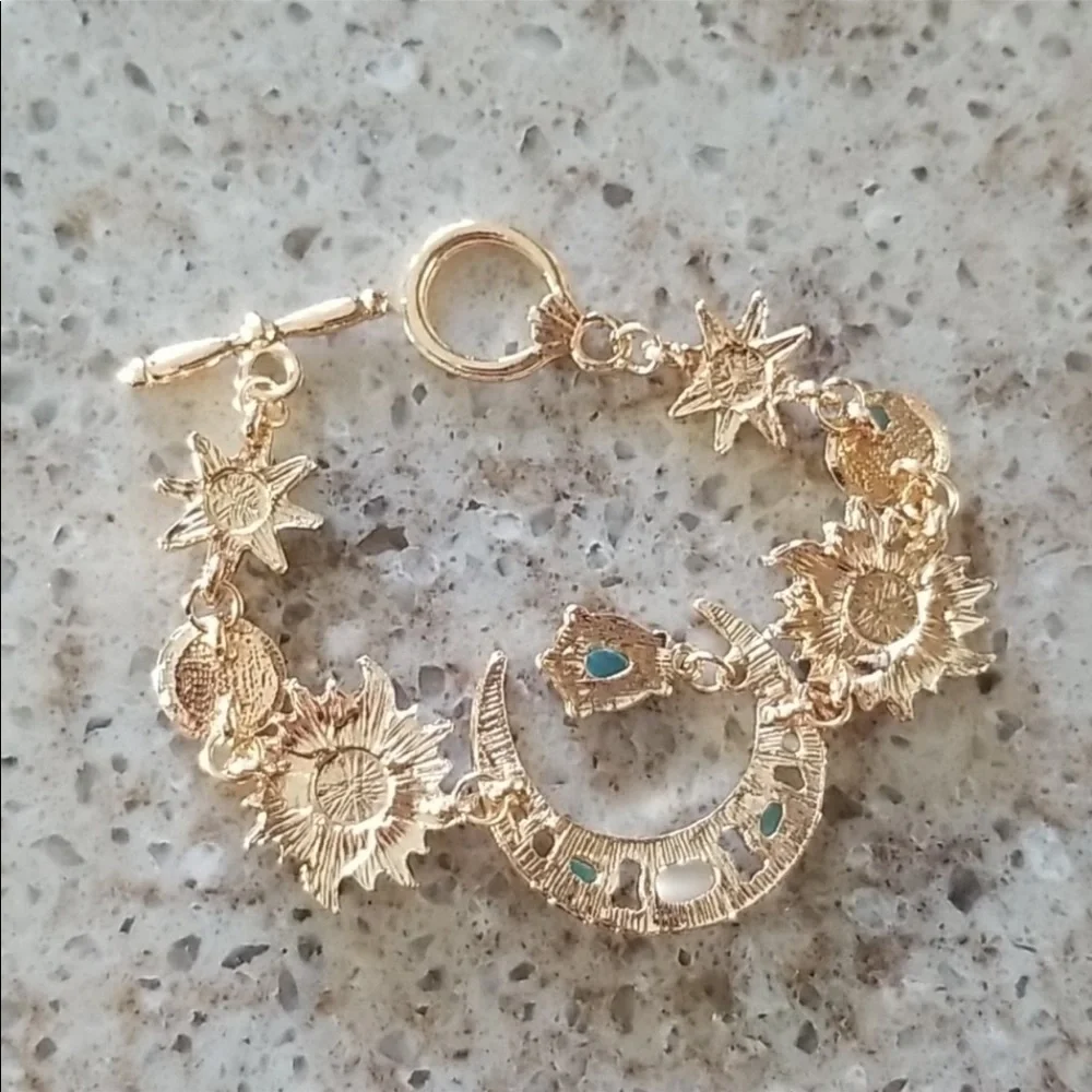 Moon and Stars Rhinestone Bracelet NIP - Picture 3 of 6